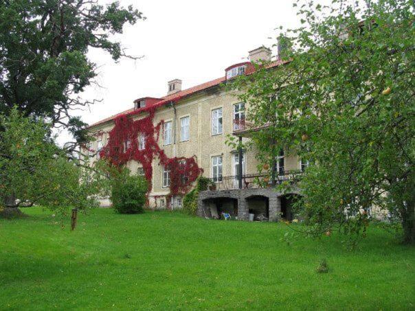 Lindsbergs Kursgard And Hostel Falun Exterior photo