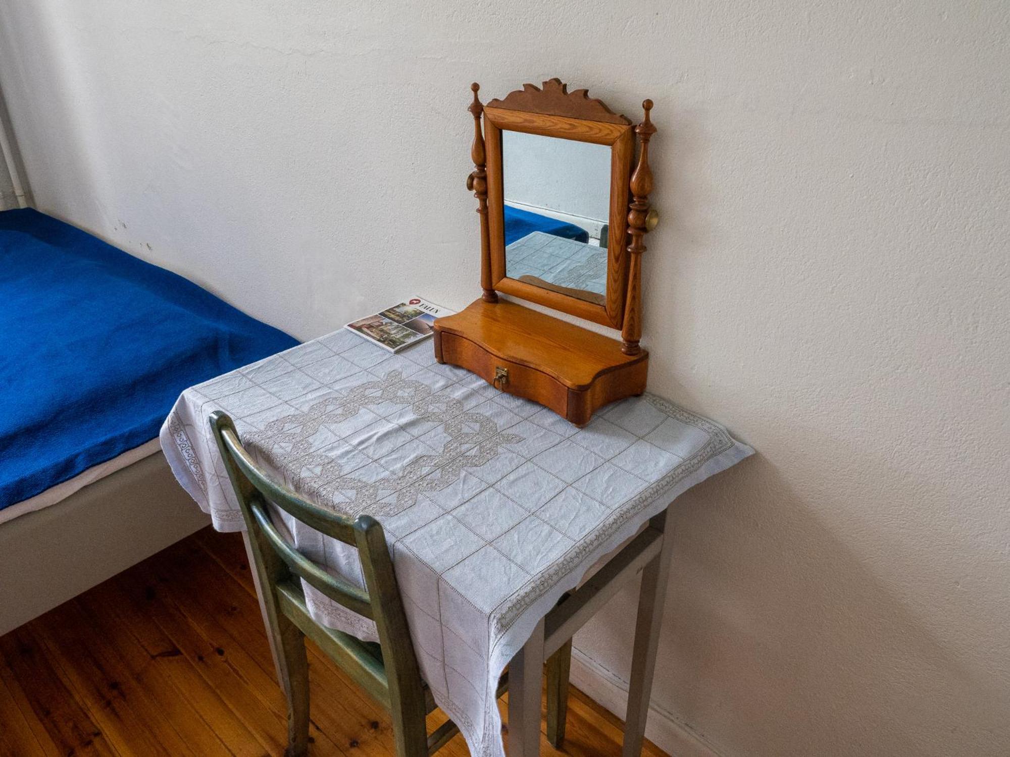 Lindsbergs Kursgard And Hostel Falun Room photo